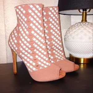 Womens heeled peep toe boots